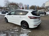 Ford S-Max bei Gebrauchtwagen.expert - Abbildung (4 / 15) Ford S-Max bei Gebrauchtwagen.expert - Abbildung (4 / 15)