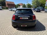 Mini Cooper bei Gebrauchtwagen.expert - Abbildung (4 / 15) Mini Cooper bei Gebrauchtwagen.expert - Abbildung (4 / 15)