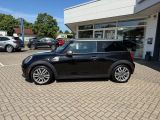 Mini Cooper bei Gebrauchtwagen.expert - Abbildung (2 / 15) Mini Cooper bei Gebrauchtwagen.expert - Abbildung (2 / 15)