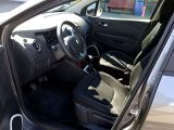 Renault Captur bei Gebrauchtwagen.expert - Abbildung (9 / 15) Renault Captur bei Gebrauchtwagen.expert - Abbildung (9 / 15)