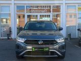 VW T-Roc bei Gebrauchtwagen.expert - Abbildung (3 / 15) VW T-Roc bei Gebrauchtwagen.expert - Abbildung (3 / 15)