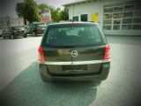 Opel Zafira bei Gebrauchtwagen.expert - Abbildung (6 / 15)