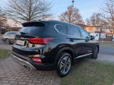 Hyundai Santa Fe bei Gebrauchtwagen.expert - Abbildung (2 / 15)