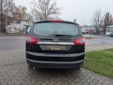Ford S-Max bei Gebrauchtwagen.expert - Abbildung (9 / 15) Ford S-Max bei Gebrauchtwagen.expert - Abbildung (9 / 15)