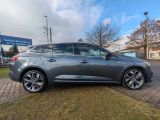 Renault Megane bei Gebrauchtwagen.expert - Abbildung (8 / 15) Renault Megane bei Gebrauchtwagen.expert - Abbildung (8 / 15)