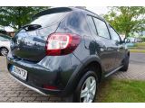 Dacia Sandero bei Gebrauchtwagen.expert - Abbildung (9 / 15) Dacia Sandero bei Gebrauchtwagen.expert - Abbildung (9 / 15)
