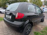 Hyundai Getz bei Gebrauchtwagen.expert - Abbildung (12 / 15) Hyundai Getz bei Gebrauchtwagen.expert - Abbildung (12 / 15)