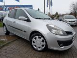 Renault Clio bei Gebrauchtwagen.expert - Abbildung (3 / 15) Renault Clio bei Gebrauchtwagen.expert - Abbildung (3 / 15)