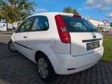 Ford Fiesta bei Gebrauchtwagen.expert - Abbildung (3 / 15) Ford Fiesta bei Gebrauchtwagen.expert - Abbildung (3 / 15)