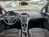 Opel Astra bei Gebrauchtwagen.expert - Abbildung (15 / 15)