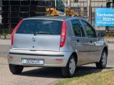 Fiat Punto bei Gebrauchtwagen.expert - Abbildung (2 / 15)
