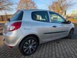 Renault Clio bei Gebrauchtwagen.expert - Abbildung (6 / 15)