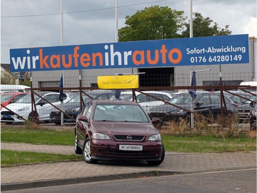 Opel Astra bei Gebrauchtwagen.expert - Hauptabbildung Opel Astra bei Gebrauchtwagen.expert - Hauptabbildung