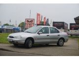 Ford Mondeo bei Gebrauchtwagen.expert - Abbildung (8 / 15) Ford Mondeo bei Gebrauchtwagen.expert - Abbildung (8 / 15)