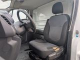 Opel Vivaro bei Gebrauchtwagen.expert - Abbildung (15 / 15)