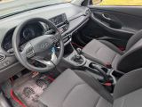 Hyundai i30 cw bei Gebrauchtwagen.expert - Abbildung (15 / 15) Hyundai i30 cw bei Gebrauchtwagen.expert - Abbildung (15 / 15)