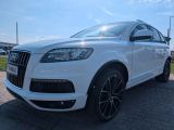 Audi Q7 bei Gebrauchtwagen.expert - Abbildung (13 / 15) Audi Q7 bei Gebrauchtwagen.expert - Abbildung (13 / 15)