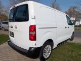 Opel Vivaro bei Gebrauchtwagen.expert - Abbildung (9 / 15) Opel Vivaro bei Gebrauchtwagen.expert - Abbildung (9 / 15)