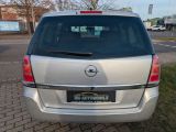 Opel Zafira bei Gebrauchtwagen.expert - Abbildung (9 / 15)