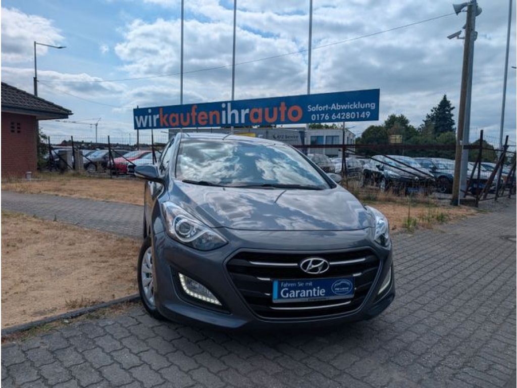 Hyundai i30 bei Gebrauchtwagen.expert - Hauptabbildung Hyundai i30 bei Gebrauchtwagen.expert - Hauptabbildung