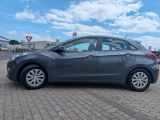 Hyundai i30 bei Gebrauchtwagen.expert - Abbildung (10 / 15) Hyundai i30 bei Gebrauchtwagen.expert - Abbildung (10 / 15)