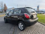 Kia Rio bei Gebrauchtwagen.expert - Abbildung (8 / 15)