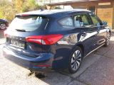 Ford Focus Turnier bei Gebrauchtwagen.expert - Abbildung (3 / 11)