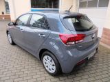 Kia Rio bei Gebrauchtwagen.expert - Abbildung (4 / 15)