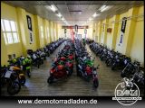 Honda Motorräder bei Gebrauchtwagen.expert - Abbildung (13 / 15)