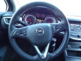 Opel Astra bei Gebrauchtwagen.expert - Abbildung (14 / 15) Opel Astra bei Gebrauchtwagen.expert - Abbildung (14 / 15)