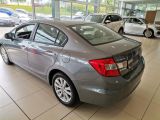 Honda Civic bei Gebrauchtwagen.expert - Abbildung (7 / 15)
