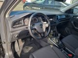 VW T-Roc bei Gebrauchtwagen.expert - Abbildung (13 / 15)