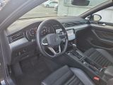VW Passat bei Gebrauchtwagen.expert - Abbildung (13 / 15) VW Passat bei Gebrauchtwagen.expert - Abbildung (13 / 15)