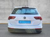 VW Tiguan bei Gebrauchtwagen.expert - Abbildung (4 / 15) VW Tiguan bei Gebrauchtwagen.expert - Abbildung (4 / 15)