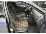 VW Golf VII bei Gebrauchtwagen.expert - Abbildung (3 / 9) VW Golf VII bei Gebrauchtwagen.expert - Abbildung (3 / 9)