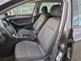 VW Passat bei Gebrauchtwagen.expert - Abbildung (11 / 15) VW Passat bei Gebrauchtwagen.expert - Abbildung (11 / 15)