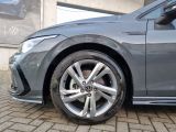VW Golf VIII bei Gebrauchtwagen.expert - Abbildung (8 / 15)