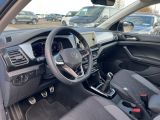 VW T-Cross bei Gebrauchtwagen.expert - Abbildung (12 / 15) VW T-Cross bei Gebrauchtwagen.expert - Abbildung (12 / 15)