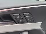Audi A4 bei Gebrauchtwagen.expert - Abbildung (14 / 15) Audi A4 bei Gebrauchtwagen.expert - Abbildung (14 / 15)