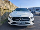 Mercedes-Benz A-Klasse bei Gebrauchtwagen.expert - Abbildung (3 / 15) Mercedes-Benz A-Klasse bei Gebrauchtwagen.expert - Abbildung (3 / 15)