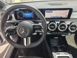 Mercedes-Benz A-Klasse bei Gebrauchtwagen.expert - Abbildung (13 / 14) Mercedes-Benz A-Klasse bei Gebrauchtwagen.expert - Abbildung (13 / 14)