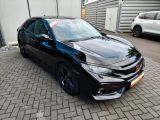 Honda Civic bei Gebrauchtwagen.expert - Abbildung (4 / 15) Honda Civic bei Gebrauchtwagen.expert - Abbildung (4 / 15)