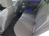 VW Golf bei Gebrauchtwagen.expert - Abbildung (12 / 15)