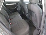 Audi Q3 bei Gebrauchtwagen.expert - Abbildung (13 / 15) Audi Q3 bei Gebrauchtwagen.expert - Abbildung (13 / 15)