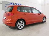 VW Golf Sportsvan bei Gebrauchtwagen.expert - Abbildung (2 / 15)