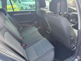 VW Passat bei Gebrauchtwagen.expert - Abbildung (8 / 15) VW Passat bei Gebrauchtwagen.expert - Abbildung (8 / 15)