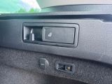 VW Passat bei Gebrauchtwagen.expert - Abbildung (11 / 15) VW Passat bei Gebrauchtwagen.expert - Abbildung (11 / 15)