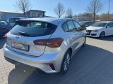 Ford Focus bei Gebrauchtwagen.expert - Abbildung (6 / 15)