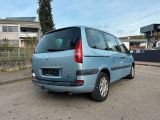 Peugeot 807 bei Gebrauchtwagen.expert - Abbildung (6 / 15)