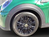 Mini Cooper bei Gebrauchtwagen.expert - Abbildung (4 / 15)